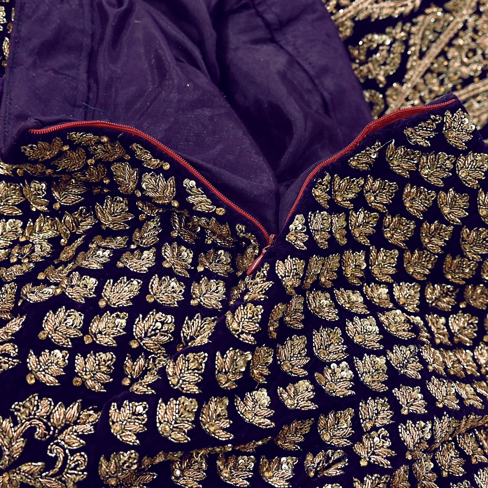 Indian Heavy Purple Velvet Hand Embroidered Lehenga/Skirt Bridal Wear Zardozi