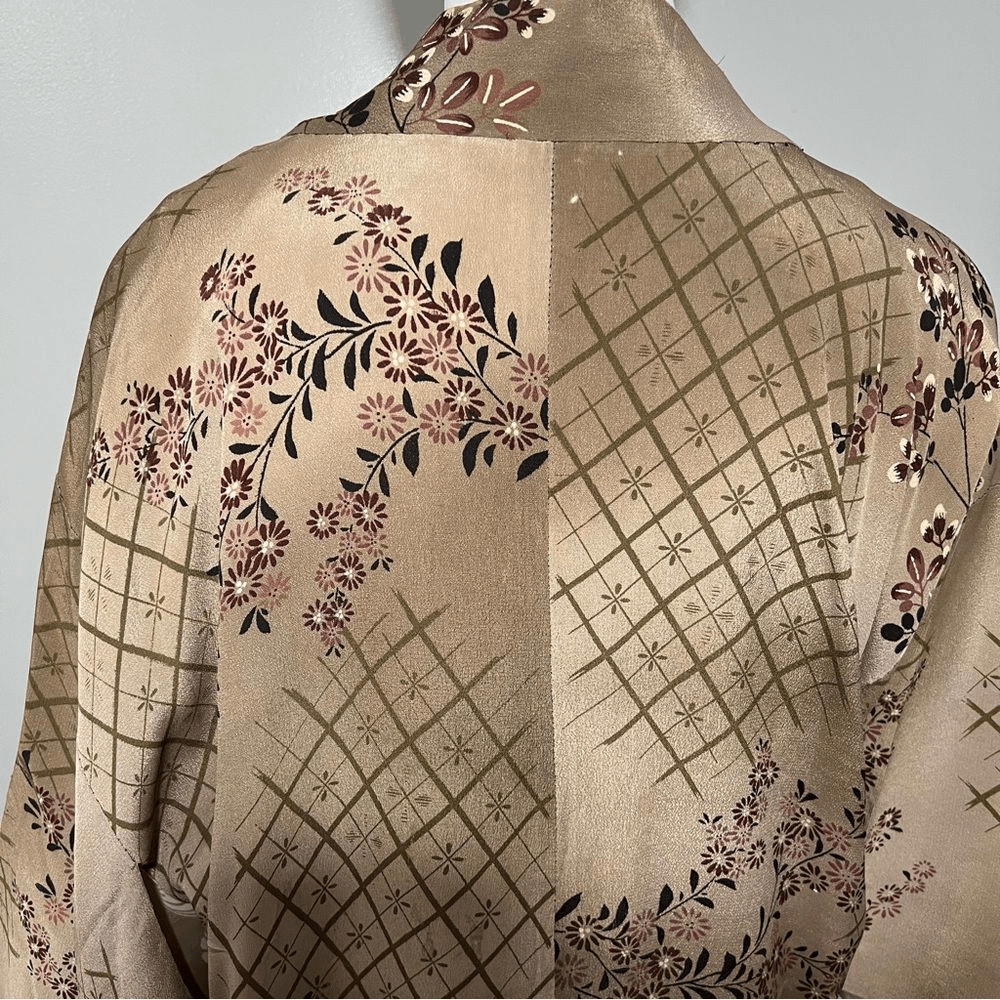 Antique Japanese Silk Hand Crafted Cherry Blossom Kimono – S/M