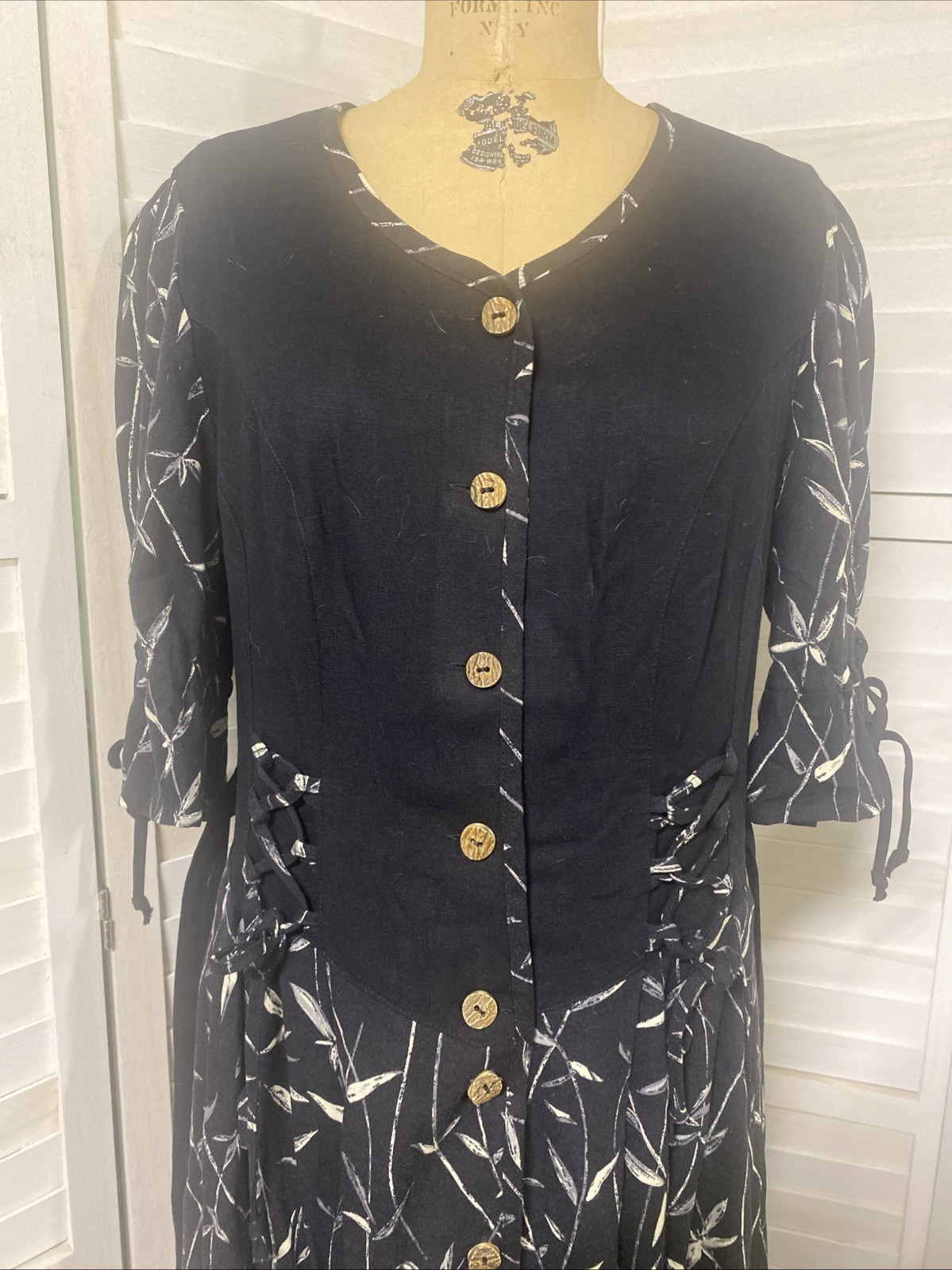 VTG Black Viscose Floral German Bavarian Long Dirndl Dress Oktoberfest Large