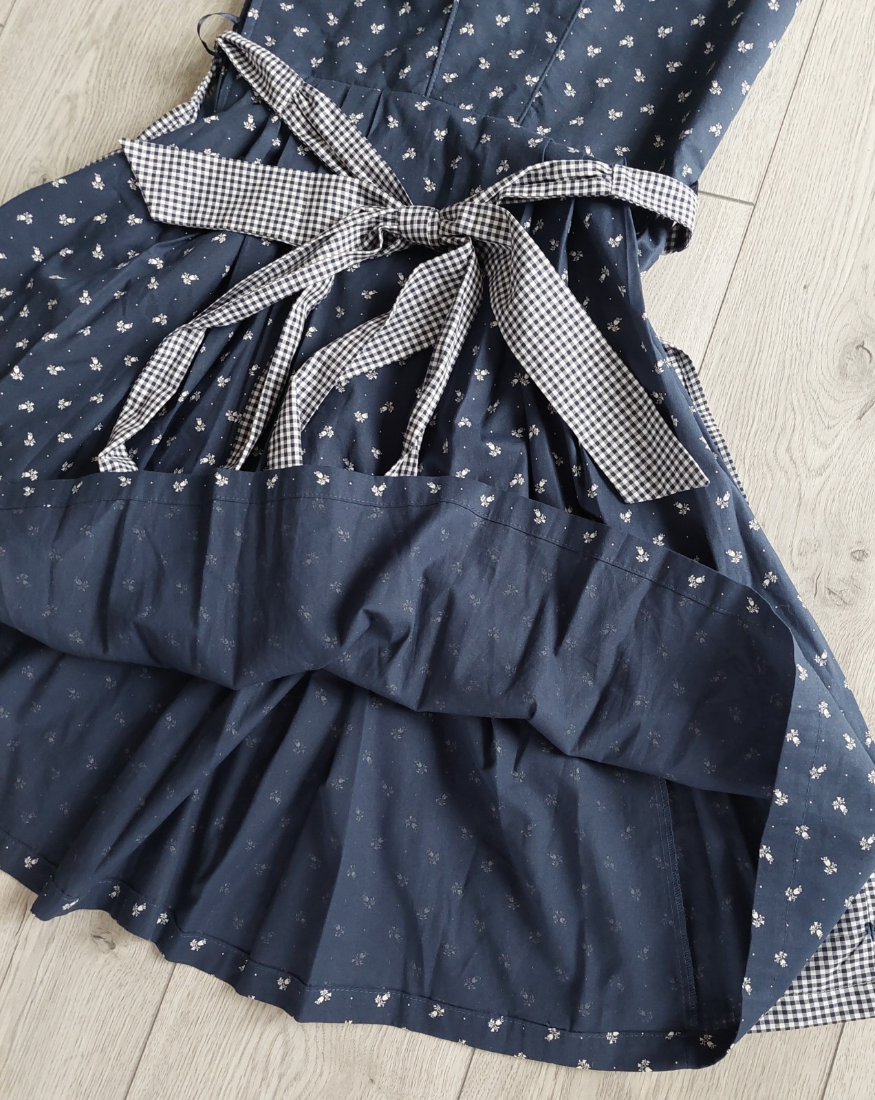 Dress with a blouse Austrian German Traditional, VTG, LANDHAUS, 38 eur, new