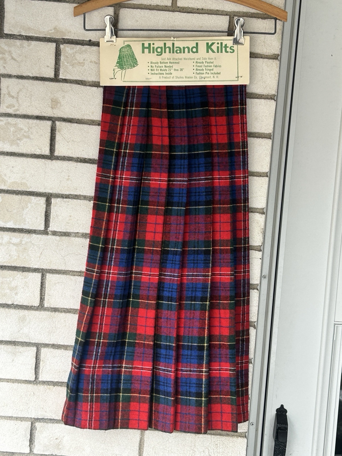 vintage highland kilt shulins woolen co plaid Fringed pleated pin womens New NOS