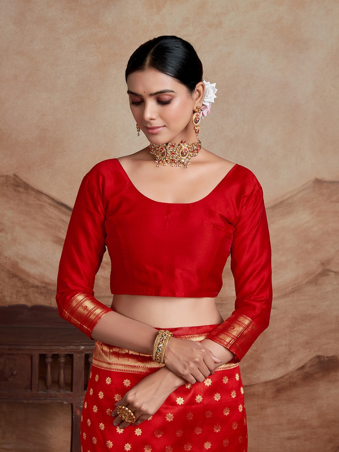 Ethnic Motifs Silk Blend Woven Paithani Saree with Blouse Piece