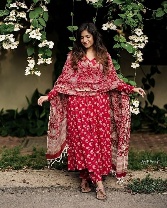 Women Red Floral Printed Designer Kurta With Pants & Duppatta , Salwar Kameez