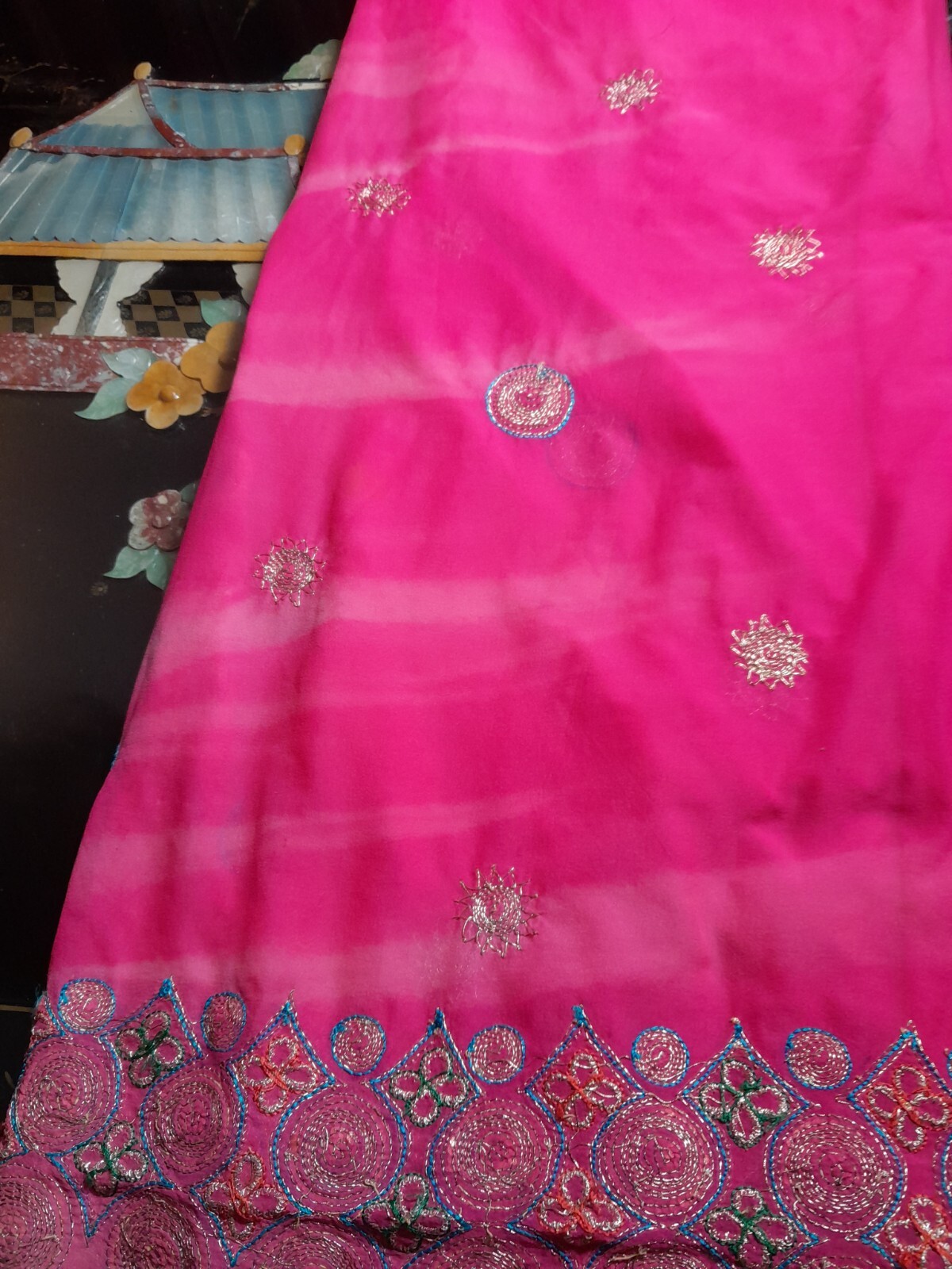 EAST INDIAN VINTAGE CHIFFON SARI HEAVILY EMBELLISHED GOLD SEQUINS 6YDS L X 45″ W