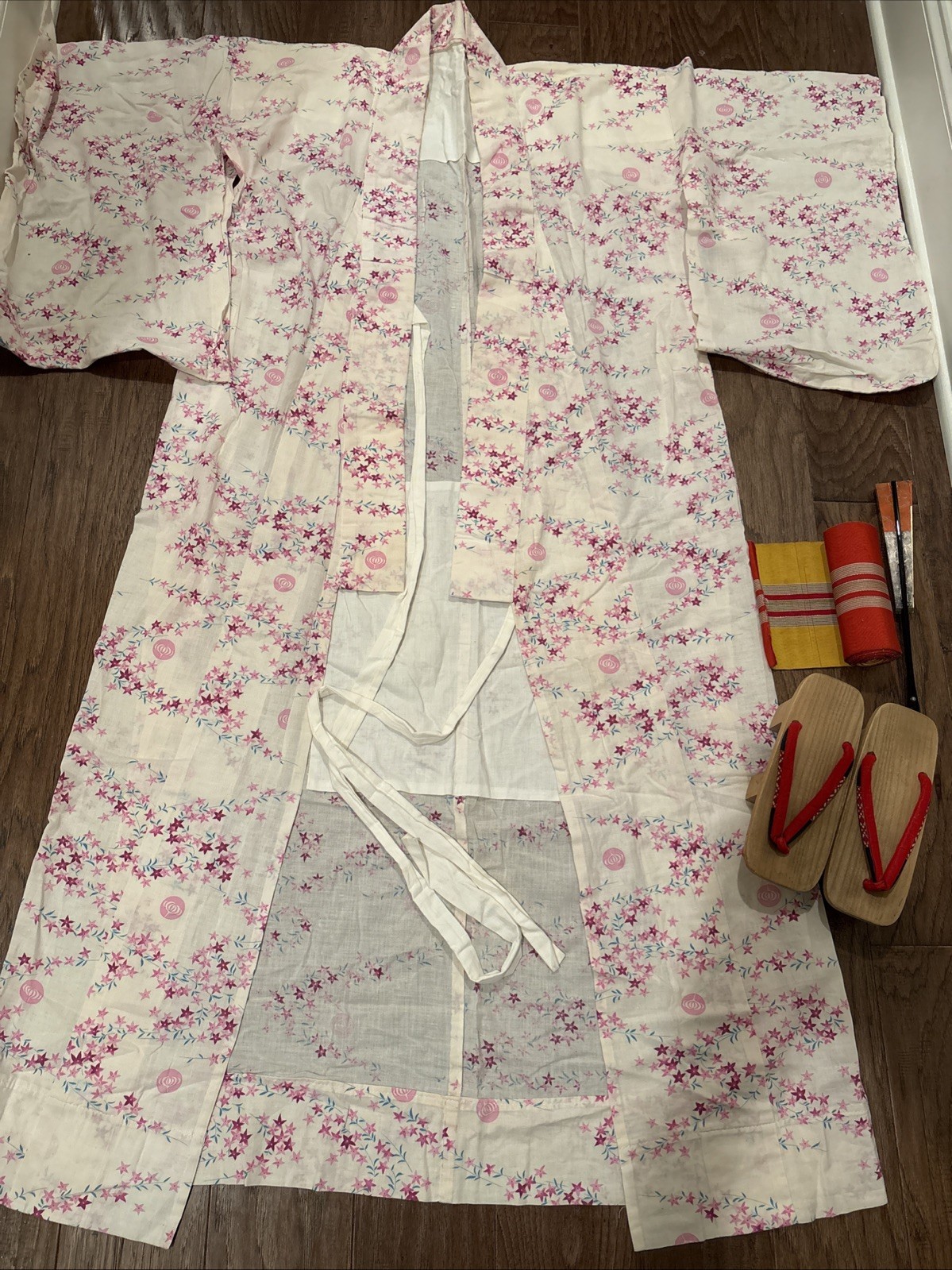 Authentic Japanese Kimono Ensemble Traditional Set with Geta & Accessories