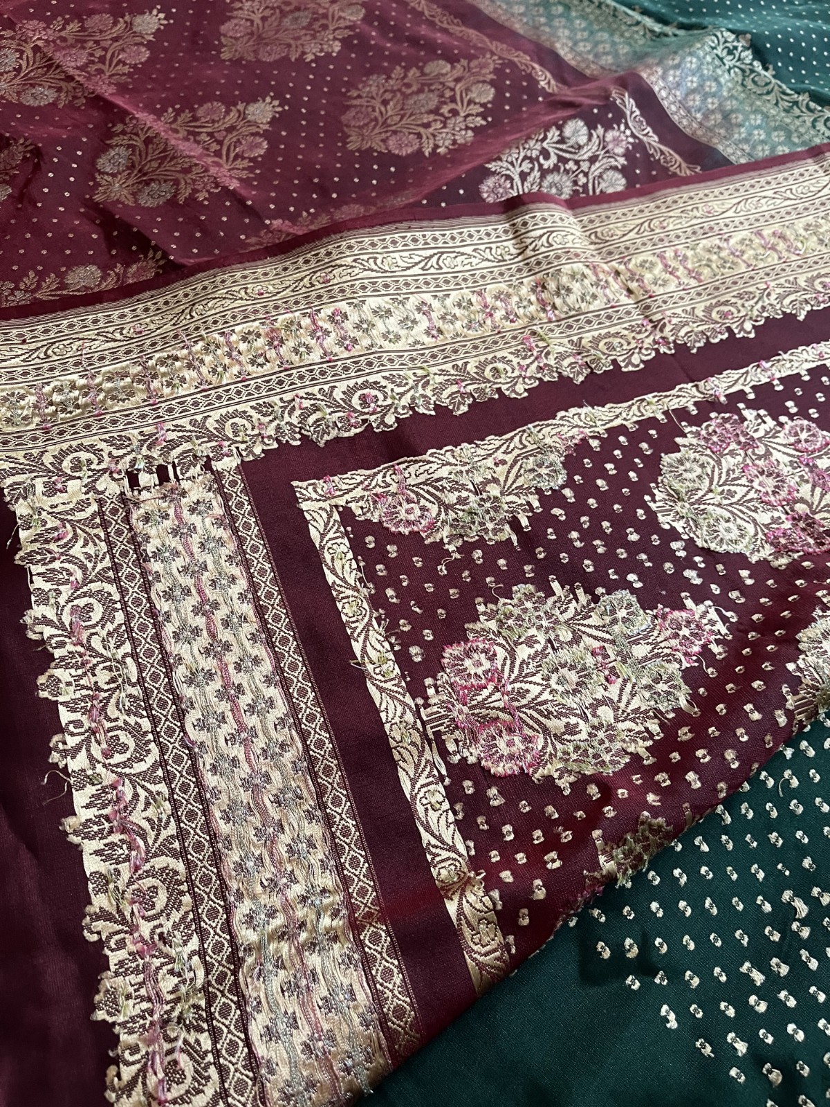 Women Pure Silk Bottle Green & Wine Banarasi Saree with Zari Butis & Blouse