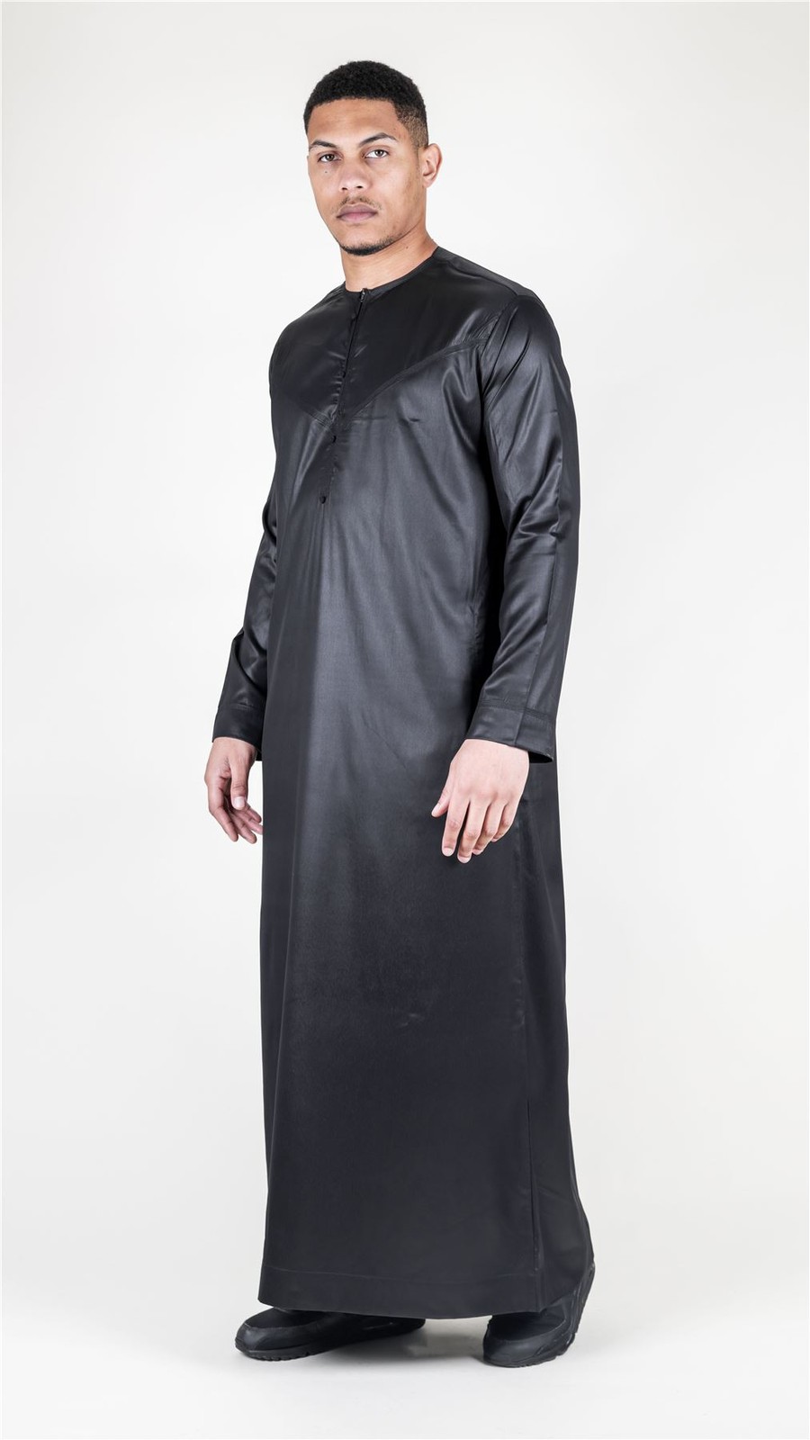 Men’s Black Satin Emirati Thobe Islamic Clothing | Thobez