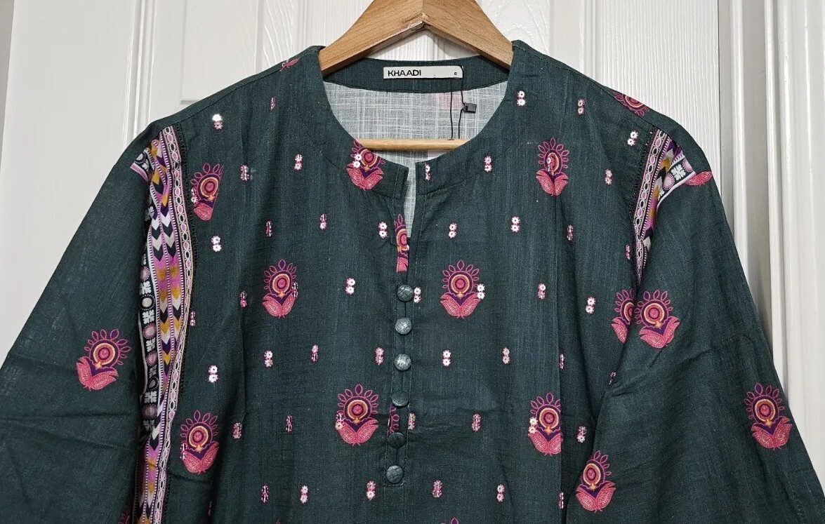 NWT KHAADI Sizes 8, 6 Drop Shoulder Embroidered Kurti Fall/Winter Pakistani