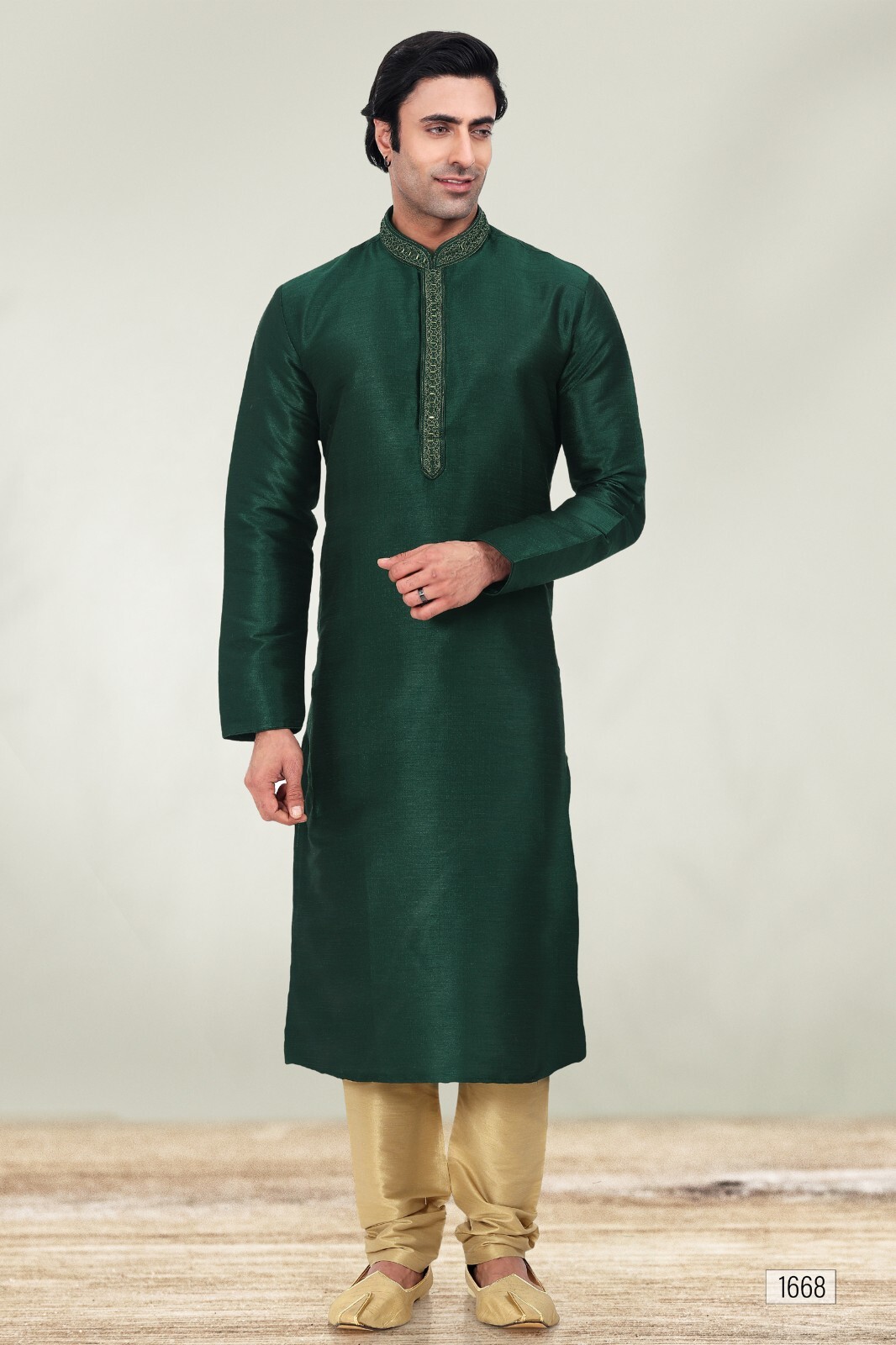 Mens Designer Wedding Wear Traditional Ethnic Wear Kurta Payjama Dress India