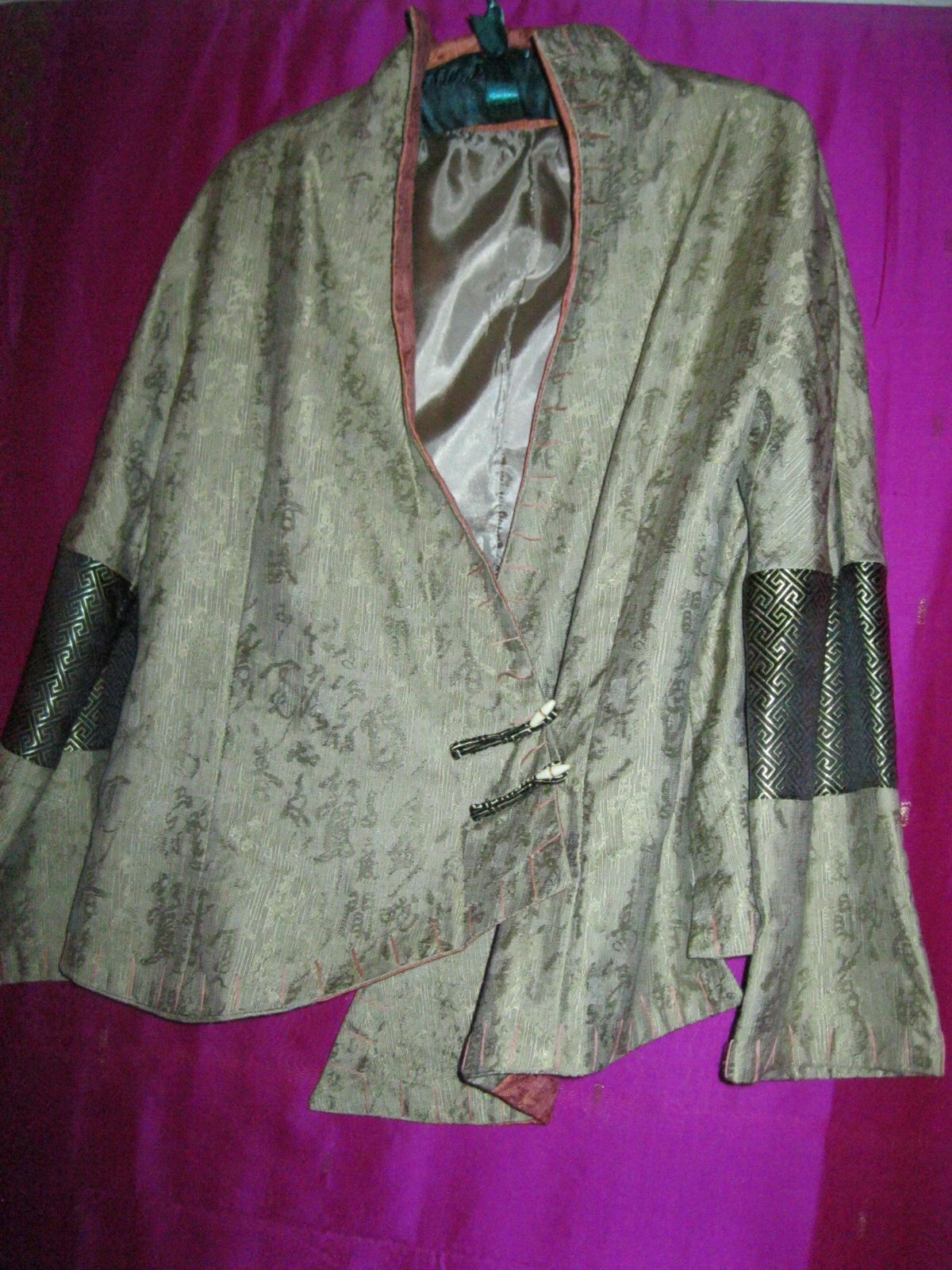 SILVER DRAGON LABEL, SILK/POLY JACKET SZ.XS/S, NEW GREEN/ORANGE, LINED