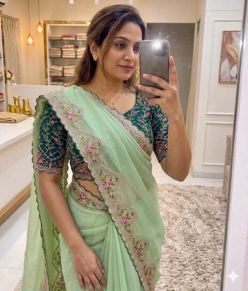 Saree Party Indian Wear Sari Designer Bollywood Blouse Wedding Ethnic Pakistani