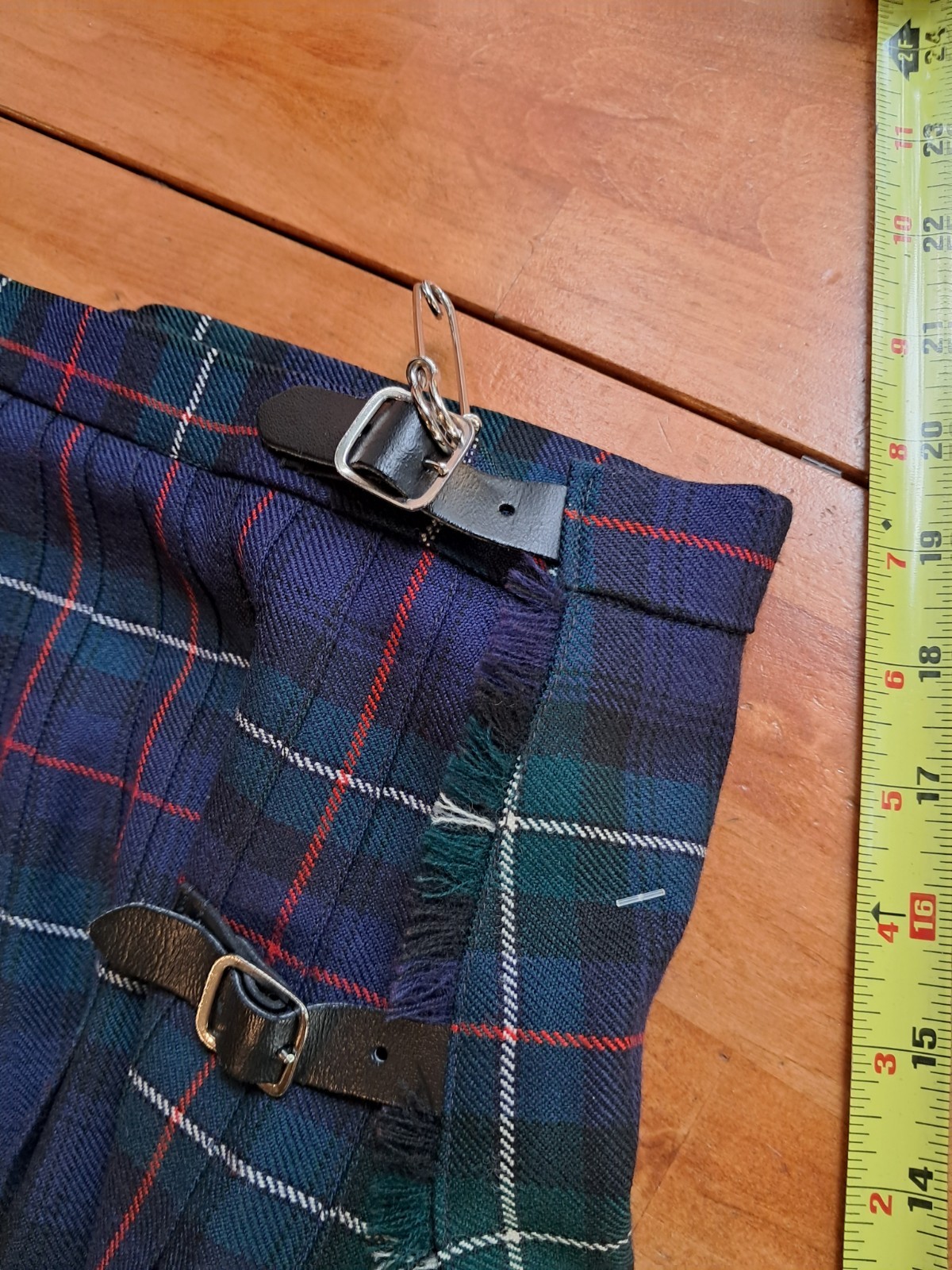 Vintage Scottish Kilt Hector Russell Tartan Knitmaker Group Exc Use Measurements