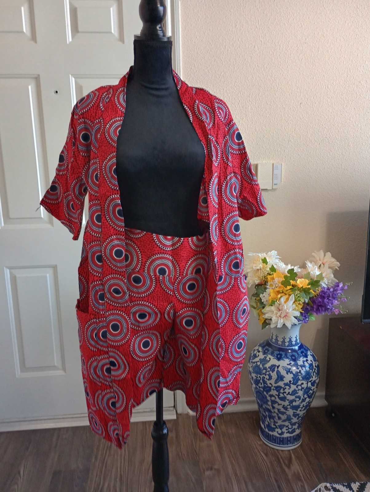 Ankara African Print Shorts & Jacket Suit Size USA Large, Waist 32 , Hip 40