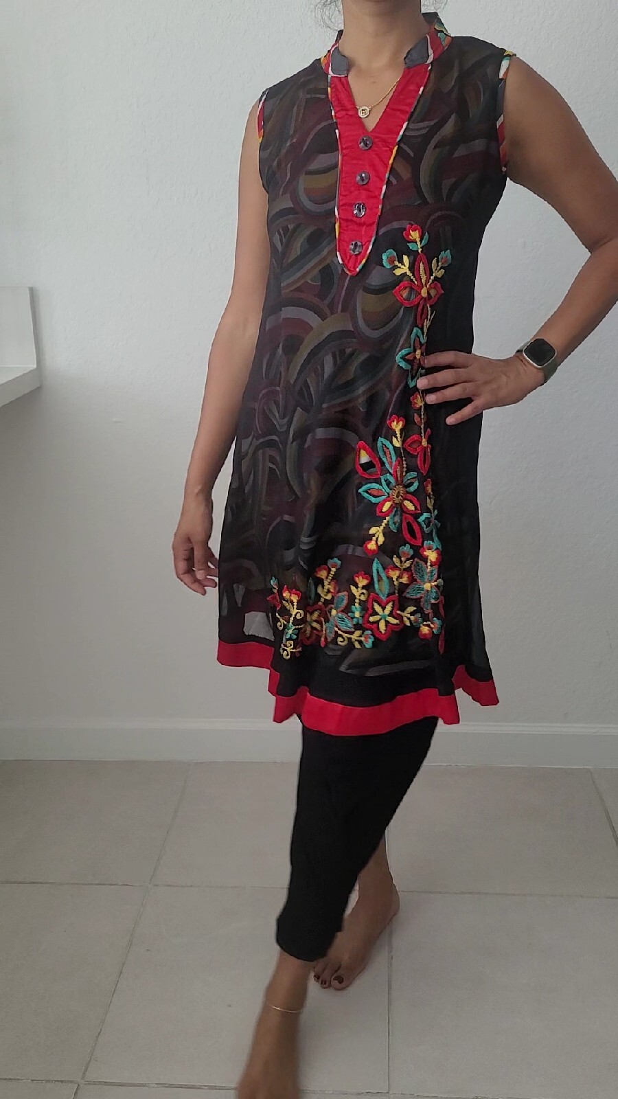 Black Sleeveless Kurti With Multicolor Embroidery Work In Size Small- 1 Piece