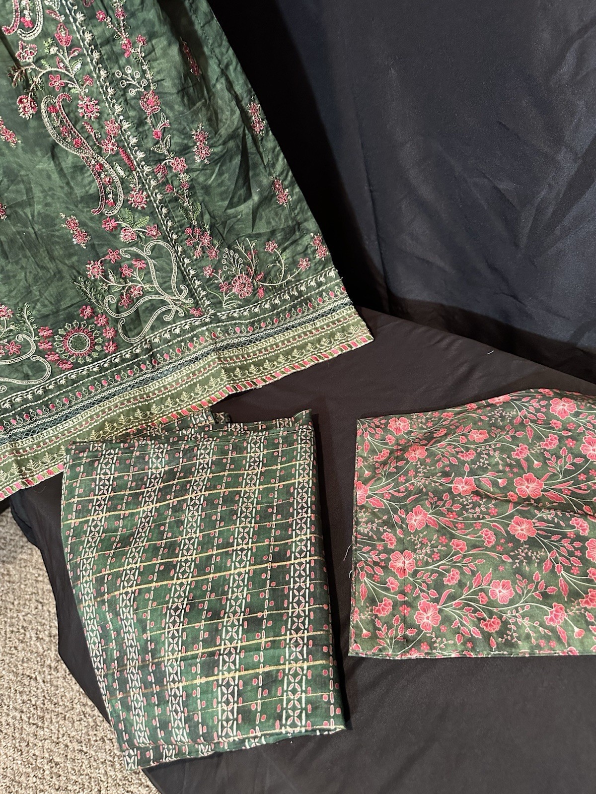 CLEARANCE ‼️ Bin Saeed Emb 3 Pc Suit – LAST ONE . Medium Size – $35