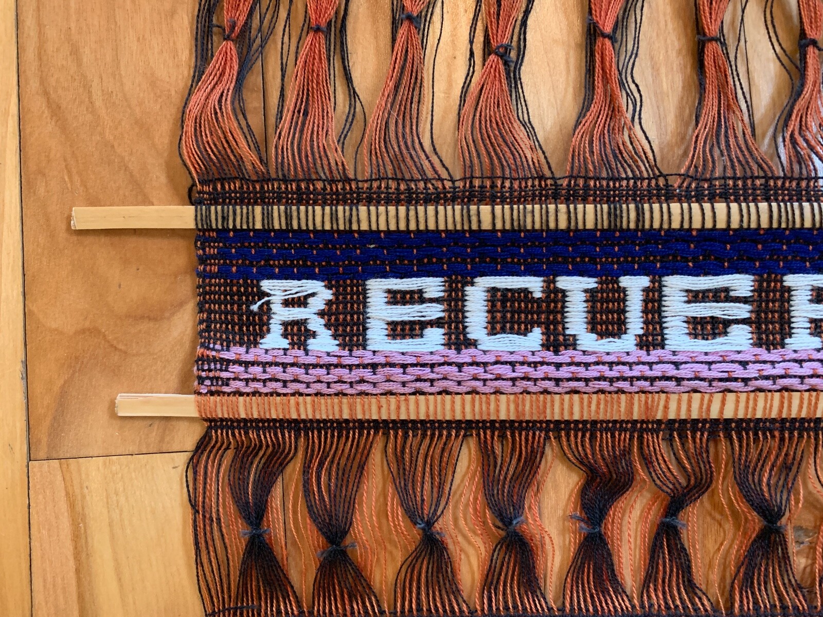 Vintage HANDWOVEN GUATEMALAN WALL HANGING – 14’x12″ – REMEMBER GUATEMALA