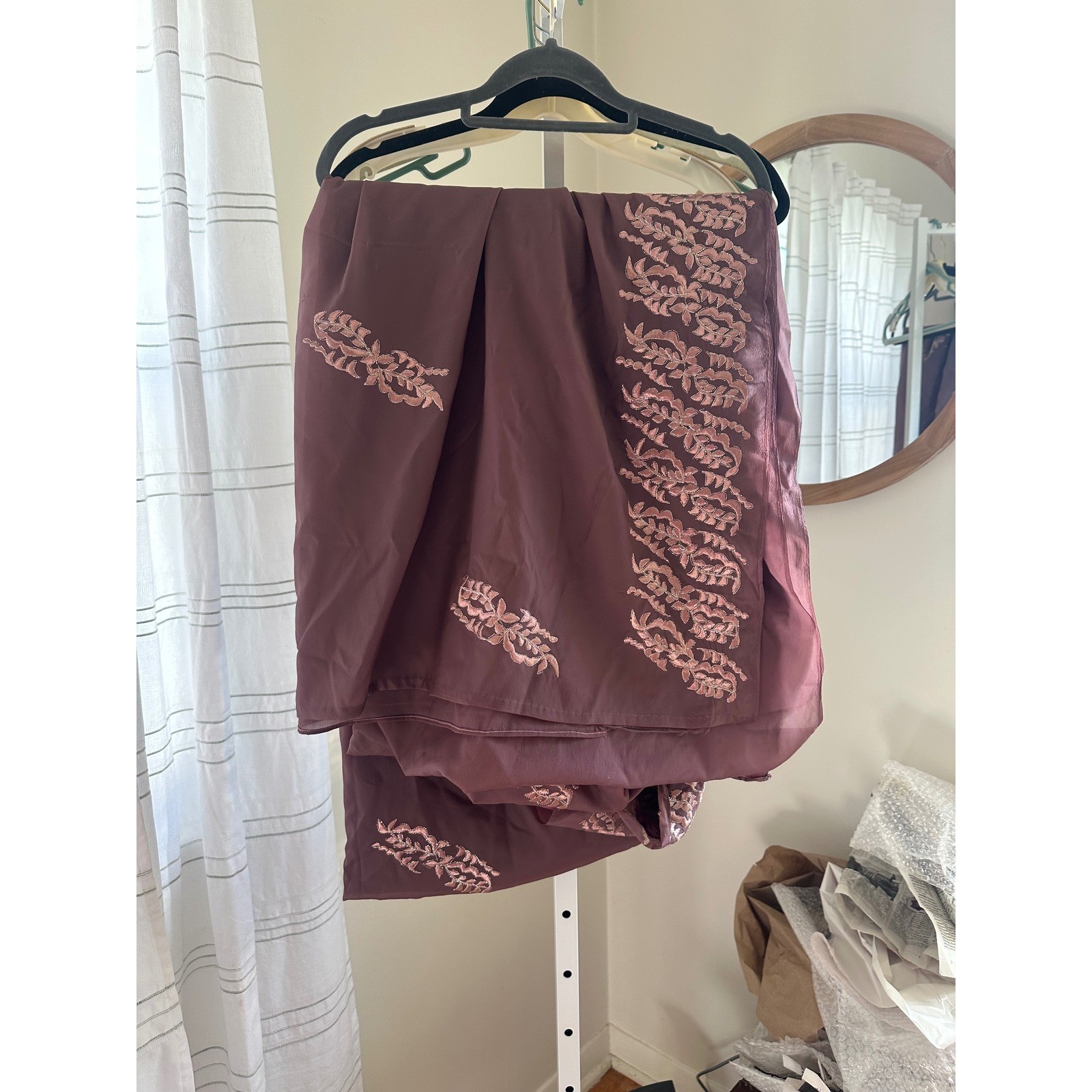 Vintage Mauve Plum Saree Embroidered Floral Vine Silk Thread Traditional Wrap