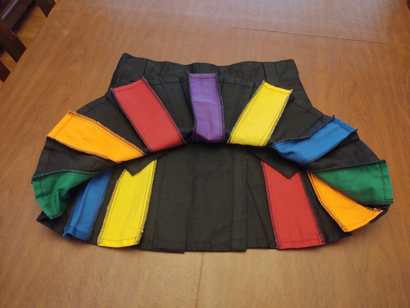 American Highlander Women’s 34 Scottish Kilt Kilts Rainbow Multi Color Brand New