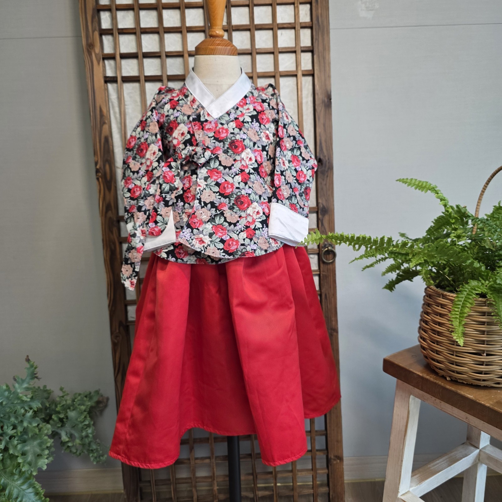 Korean Hanbok for girls Size 3 (Age 1-2 / First & Second Birthday Dol)
