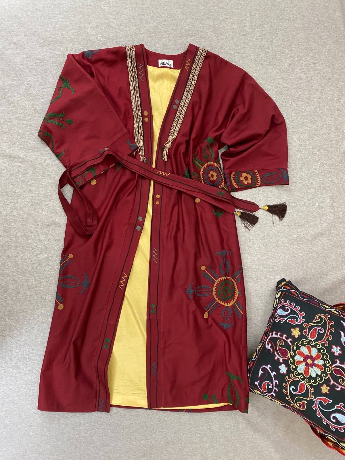 Vintage Uzbek Suzani Chapan Robe Jacket Embroidered OOAK Boho Ethnic Coat Kimono