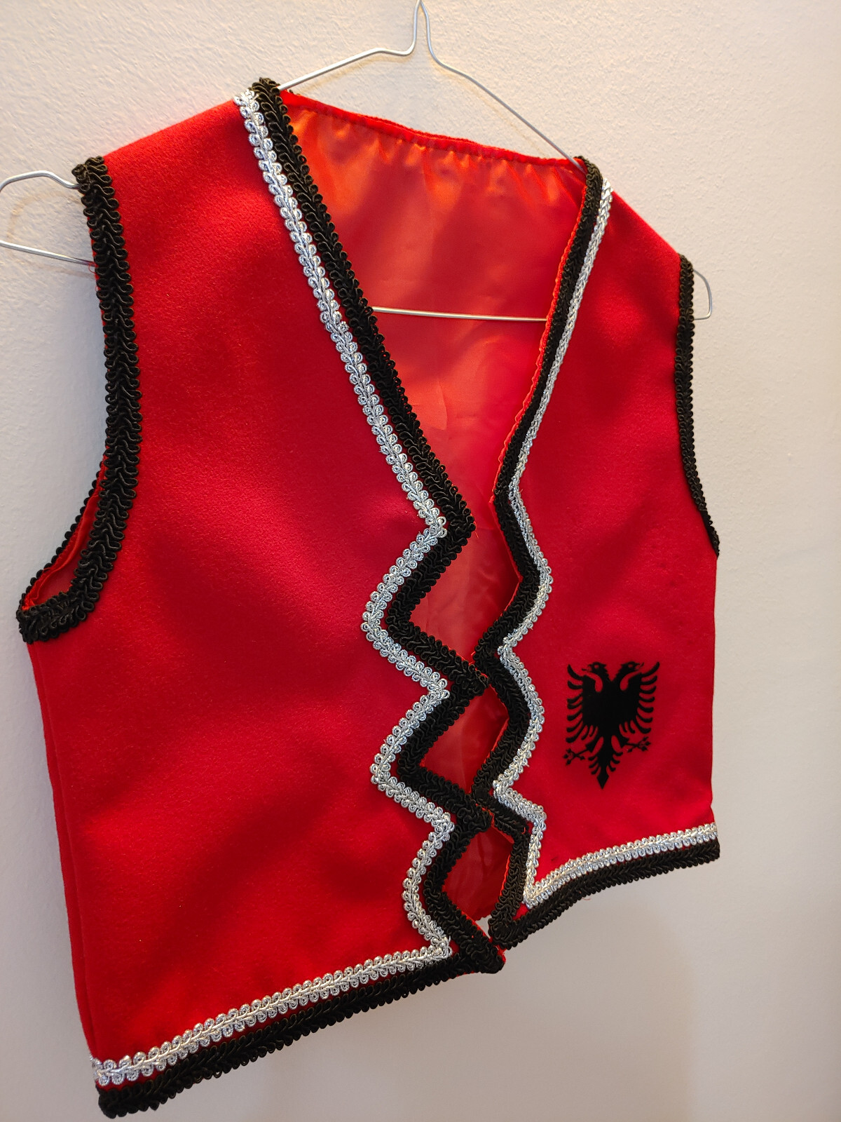 Boys Age: 3-4 Albanian Eagle Flag Xhamadan Jelek. Handmade Traditional Folk Coat