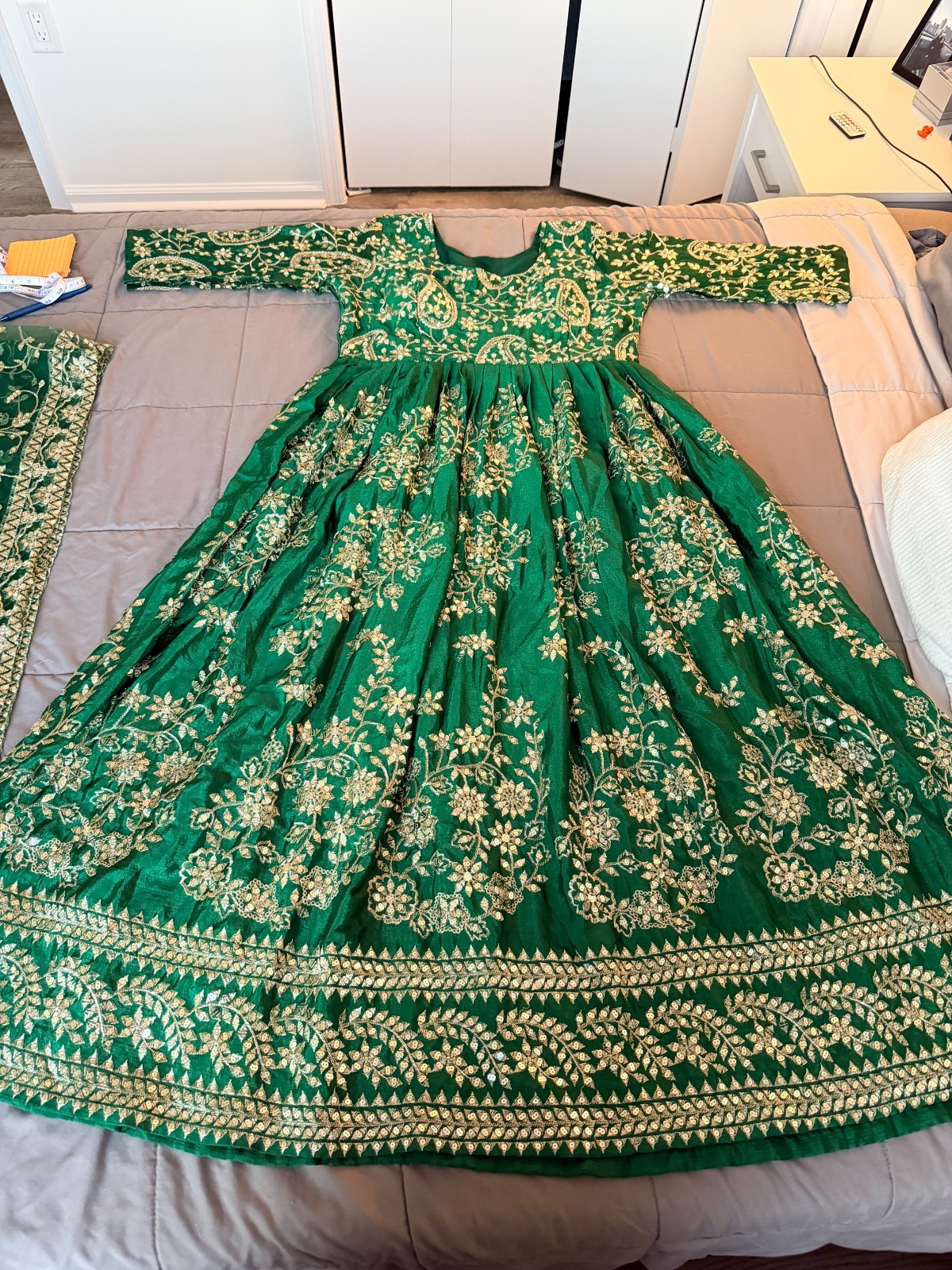 Anarkali Gown Embroidered Chinon Silk with Dupatta – Indian Wedding Size 44