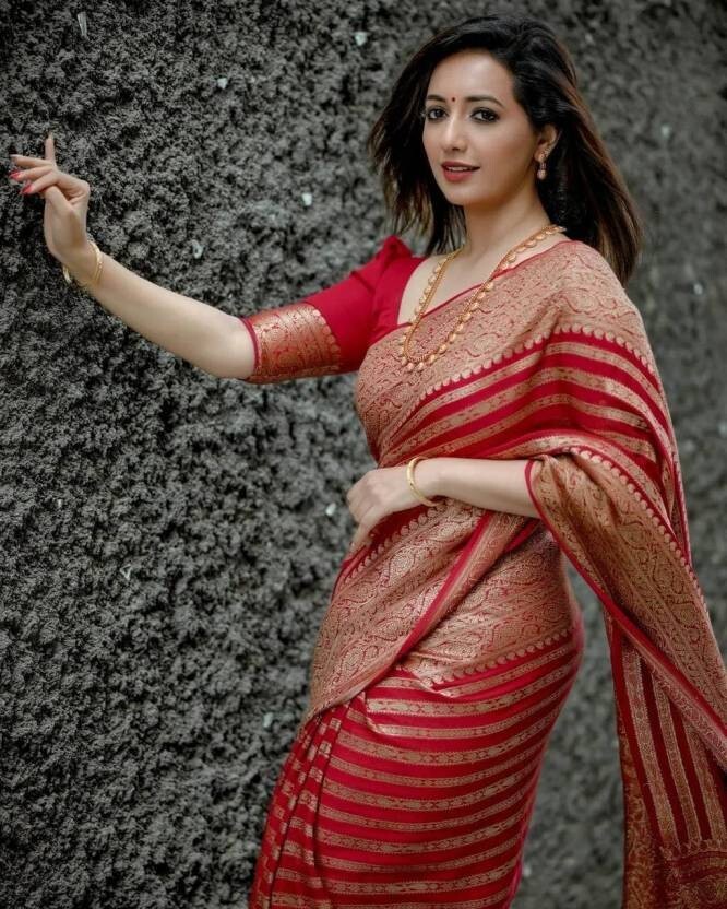 Soft Silk Saree for Wedding With Blouse Piece (Leriya Paithani), Red Color Saree