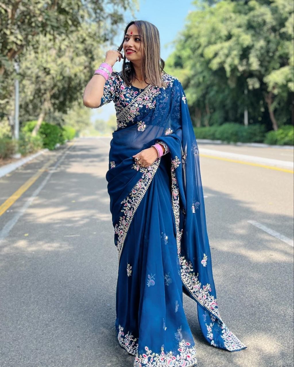 Soft Rangoli Silk Embroidered Saree Cutwork Border C-Pallu Party Wear Blouse