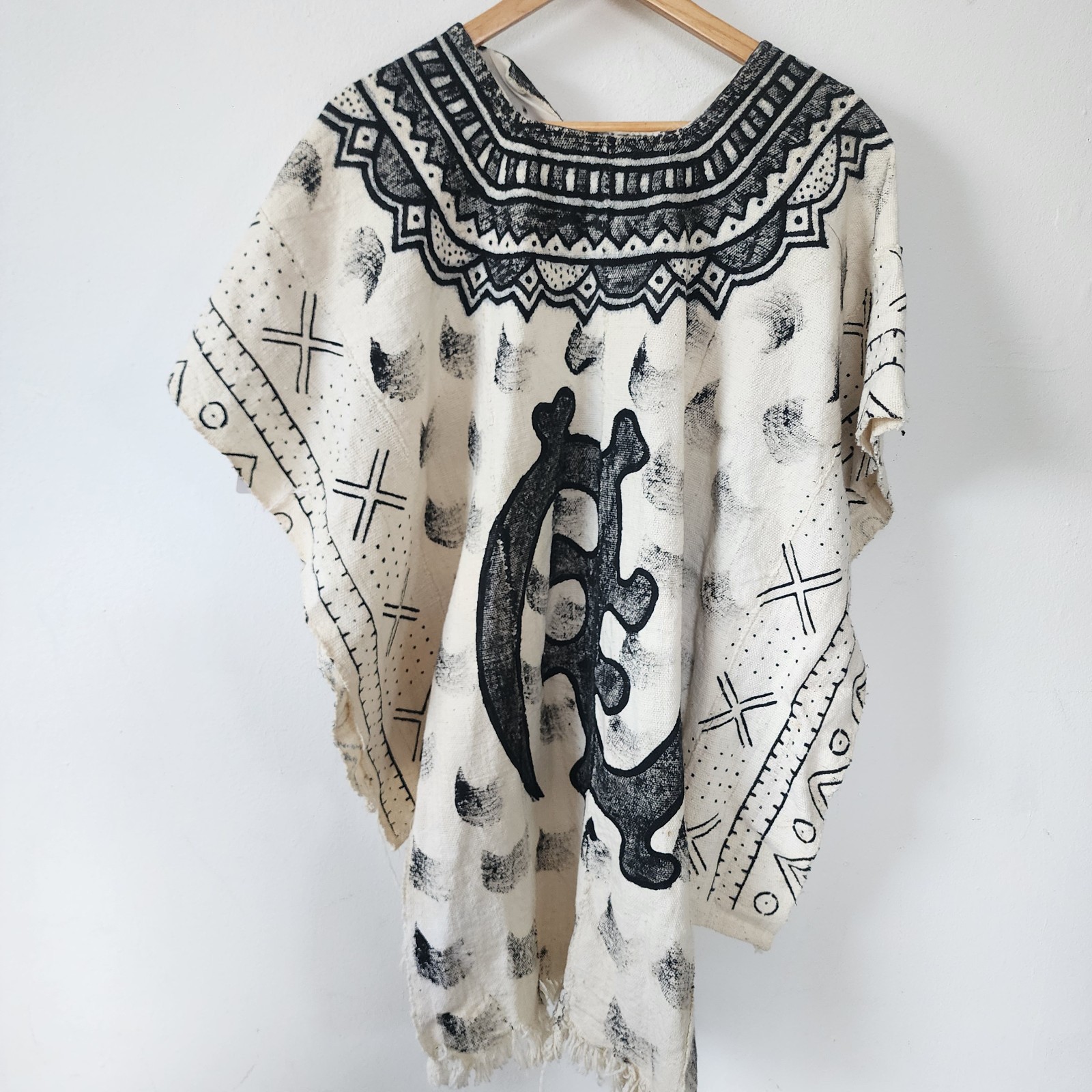 Mud Cloth Poncho Ivory Beige Bohemian Tribal Cape Fringe Shawl One Size Festival