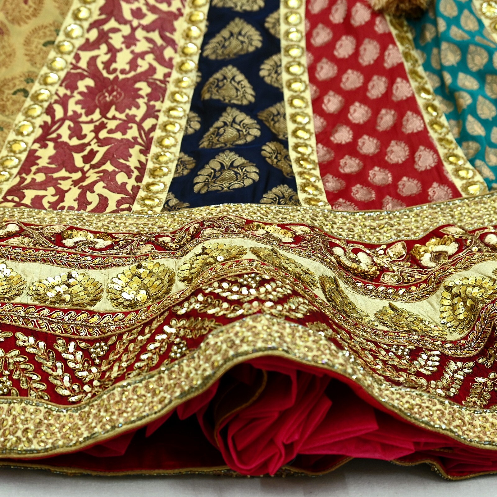 Indian New Heavy Pure Silk Hand Embroidered Designer Sabyasachi Lehenga 3pcs Set