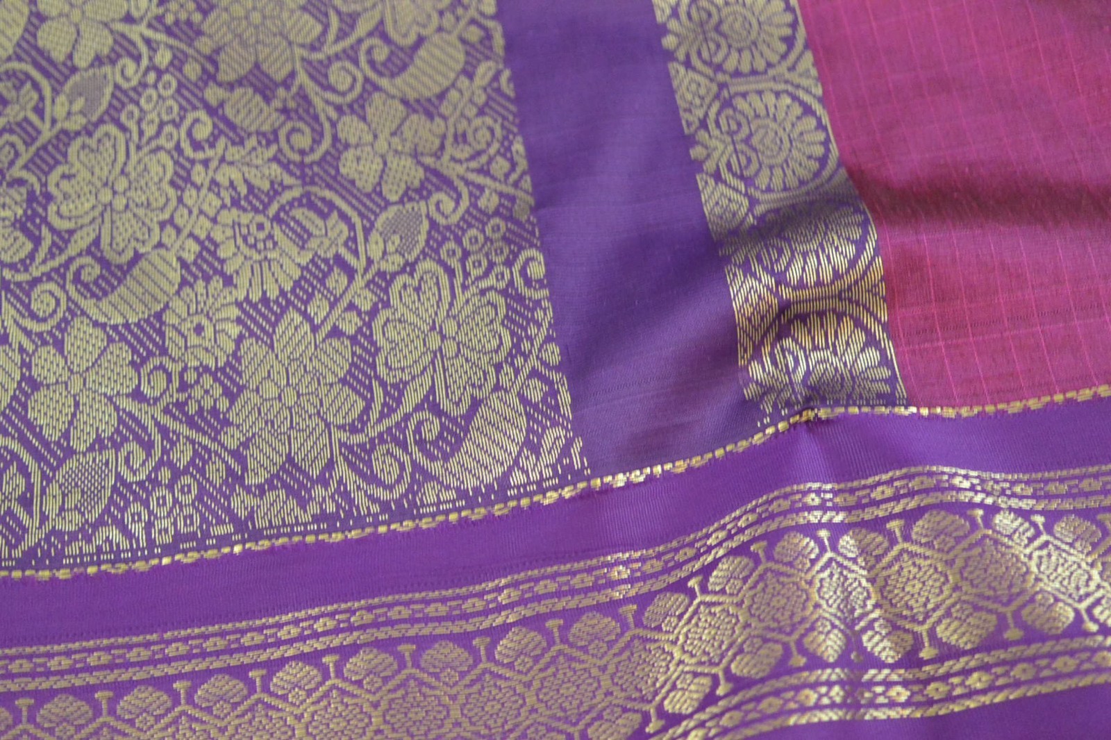 Purple gold Saree polyester blend 6 yards 13″ x 44″ hemmed