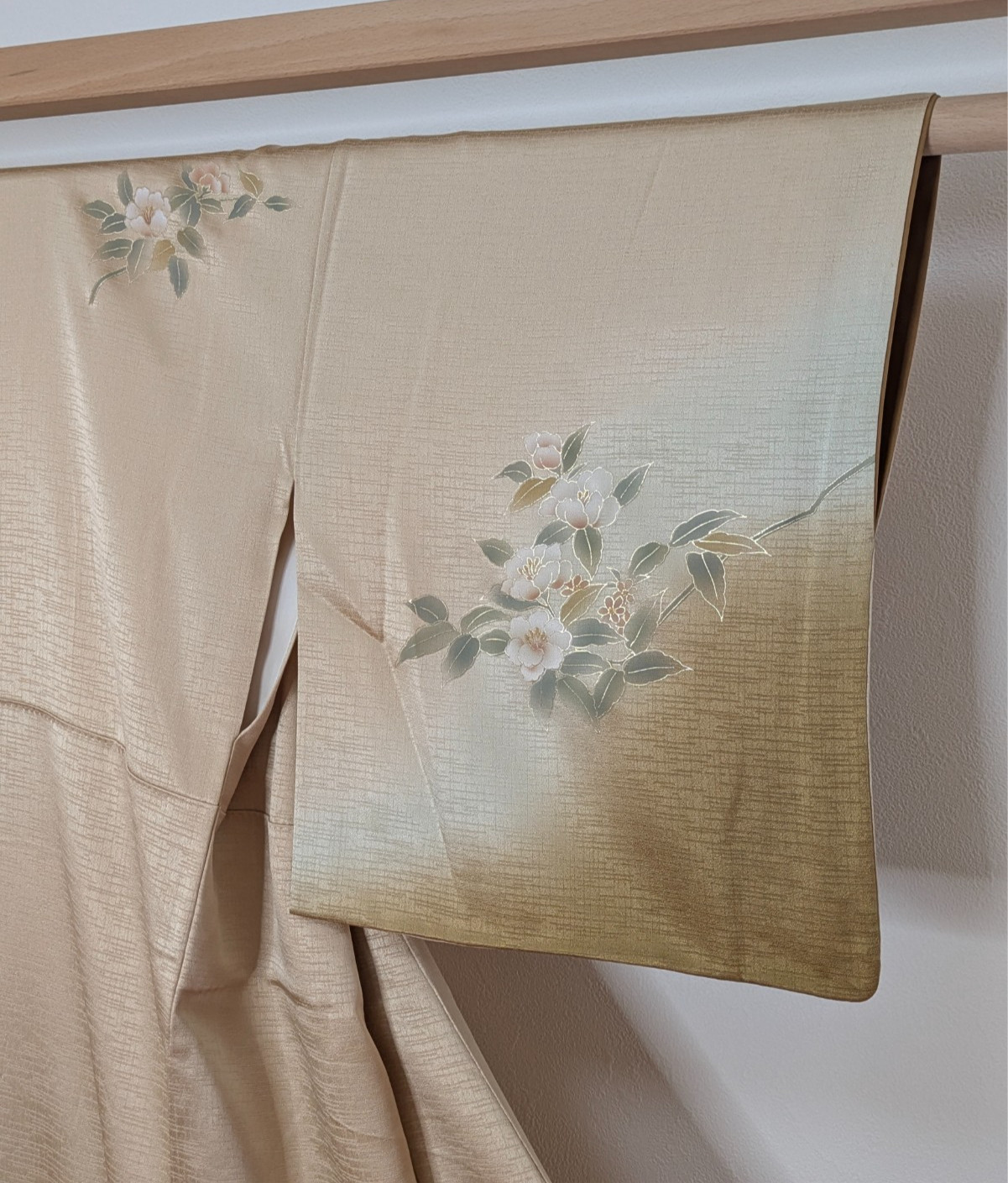 Authentic Japanese Kimono Silk Homongi Gold Beige Hand Painted Floral Art Luxury