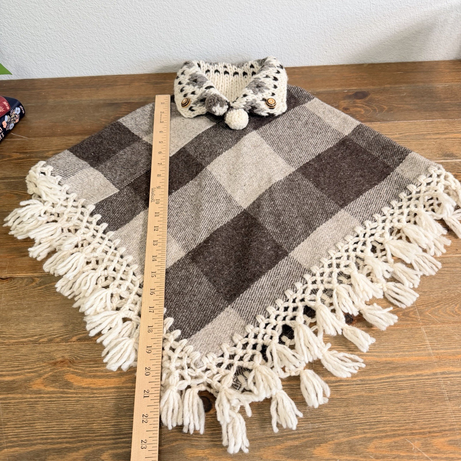 100 % Wool Handmade Cute Warm Girl Wool Poncho Made in Mexico