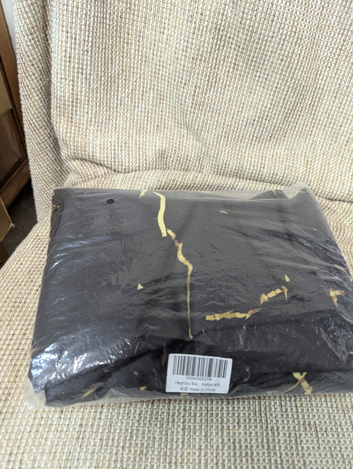 Hegropy 4XL Black Marble Pattern Men’s V-neck Robe Middle East Arabian Robe
