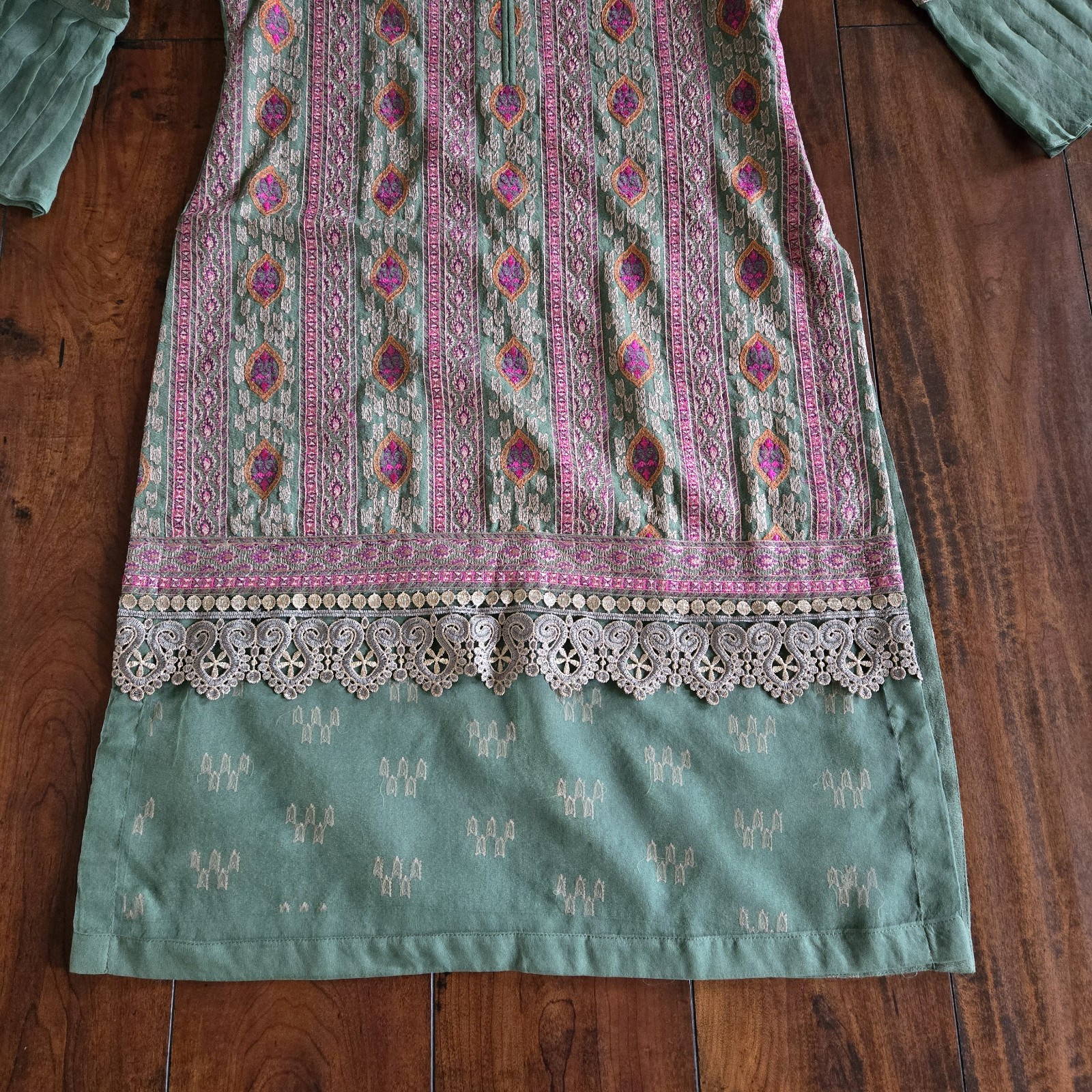 Embroidered Salwar Kameez Dupatta Long Scarf 100% Cotton Green Party Wear Dress