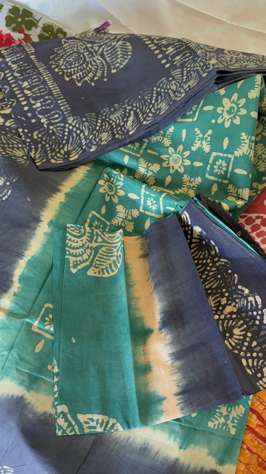 NEW 🆕, Cotton BATIK SAREE. ( Item#L3834 ) including blouse piece. Only $33