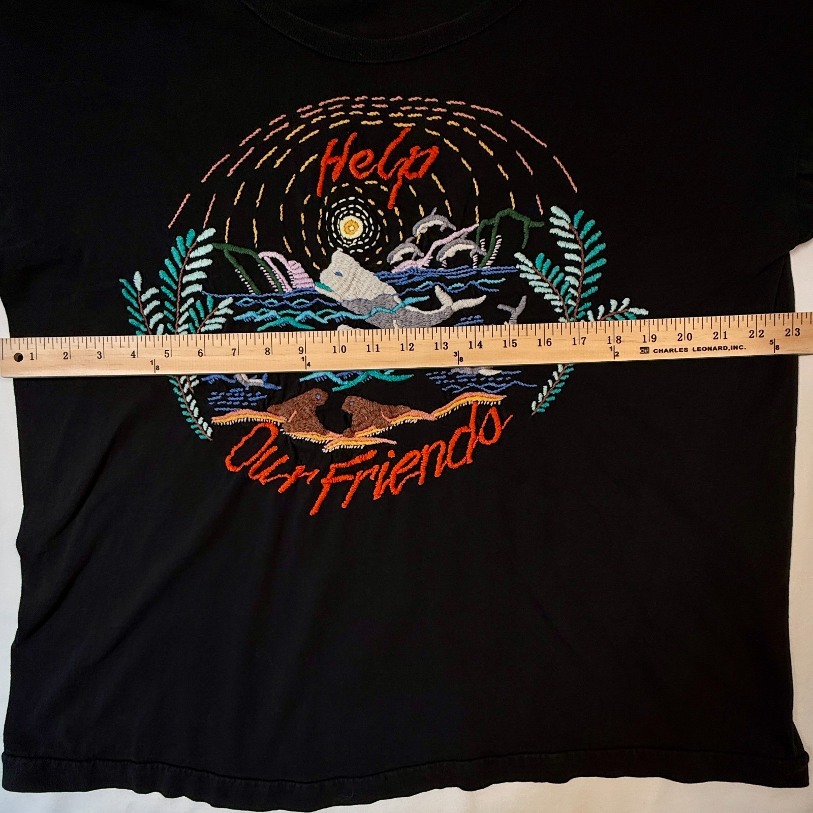 Guatemalan Sz XL (Women) Sz L (Men) Embroidered Black T-shirt Eco Ocean Animals