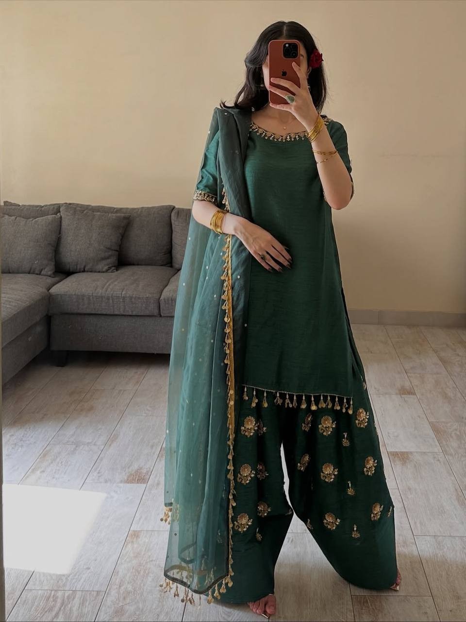 New Presenting Slab Silk Green Salwar Kameez With Dupatta For Indian Party
