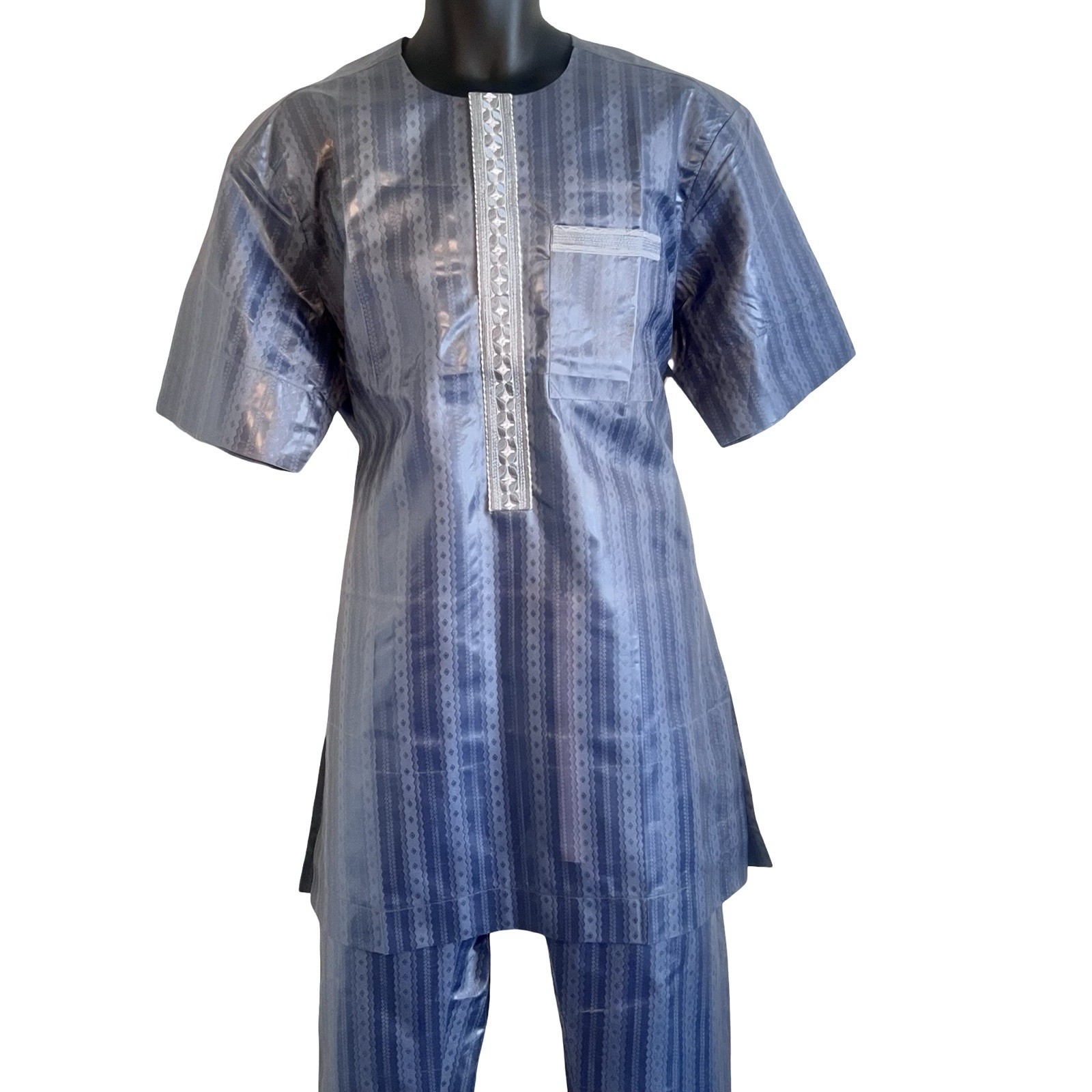 Gray African Men Two-Piece Shirt & Pants Dashiki Outfit ￼