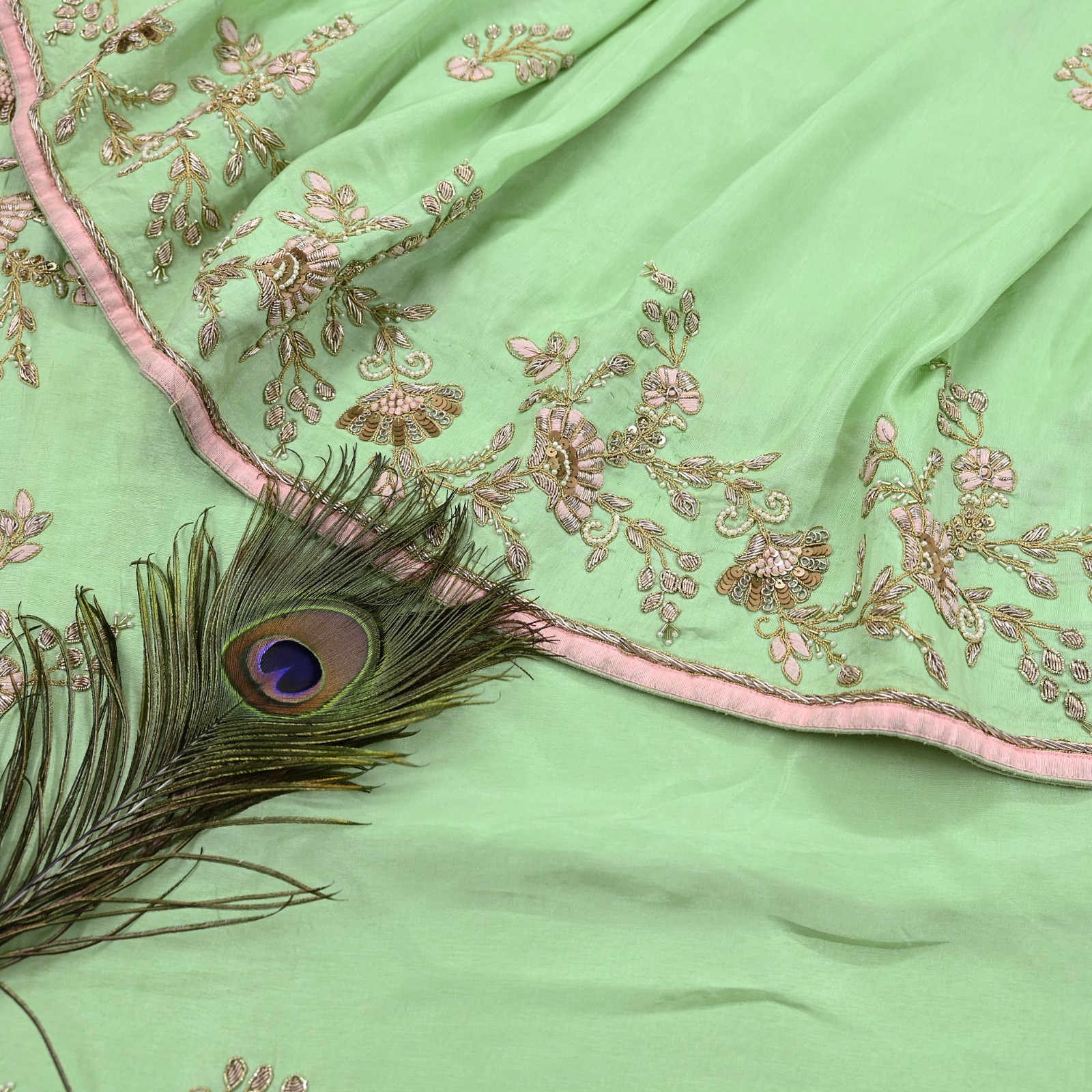 Pre-owned Sari Green Pure Chanderi Silk Hand Embroidered Anamika Khanna saree