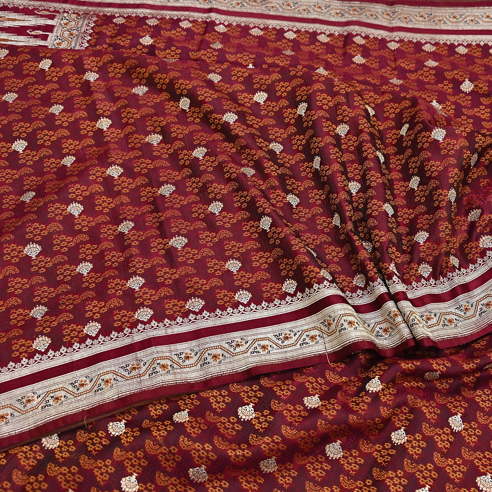 Indian Vintage Sari Maroon Heavy Wedding Pure Satin Silk Woven Banarasi Tanchoi