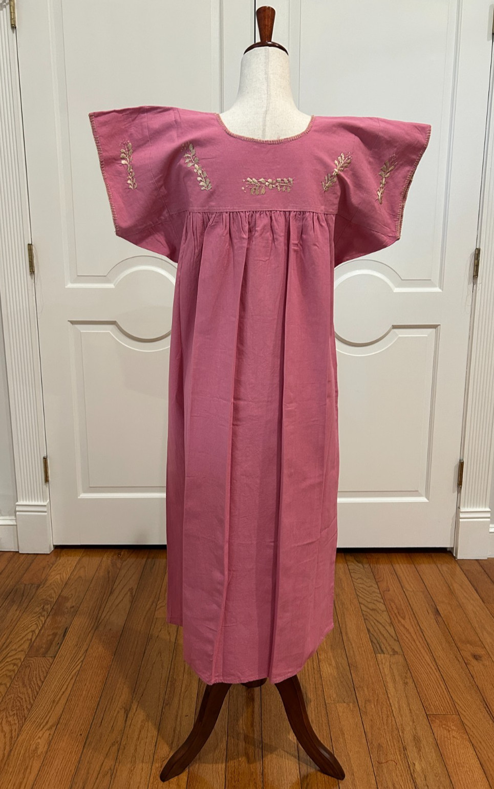 Sandra Midi Dress, Oaxaca Mexican dress. hand Embroidered. Silk Threads,