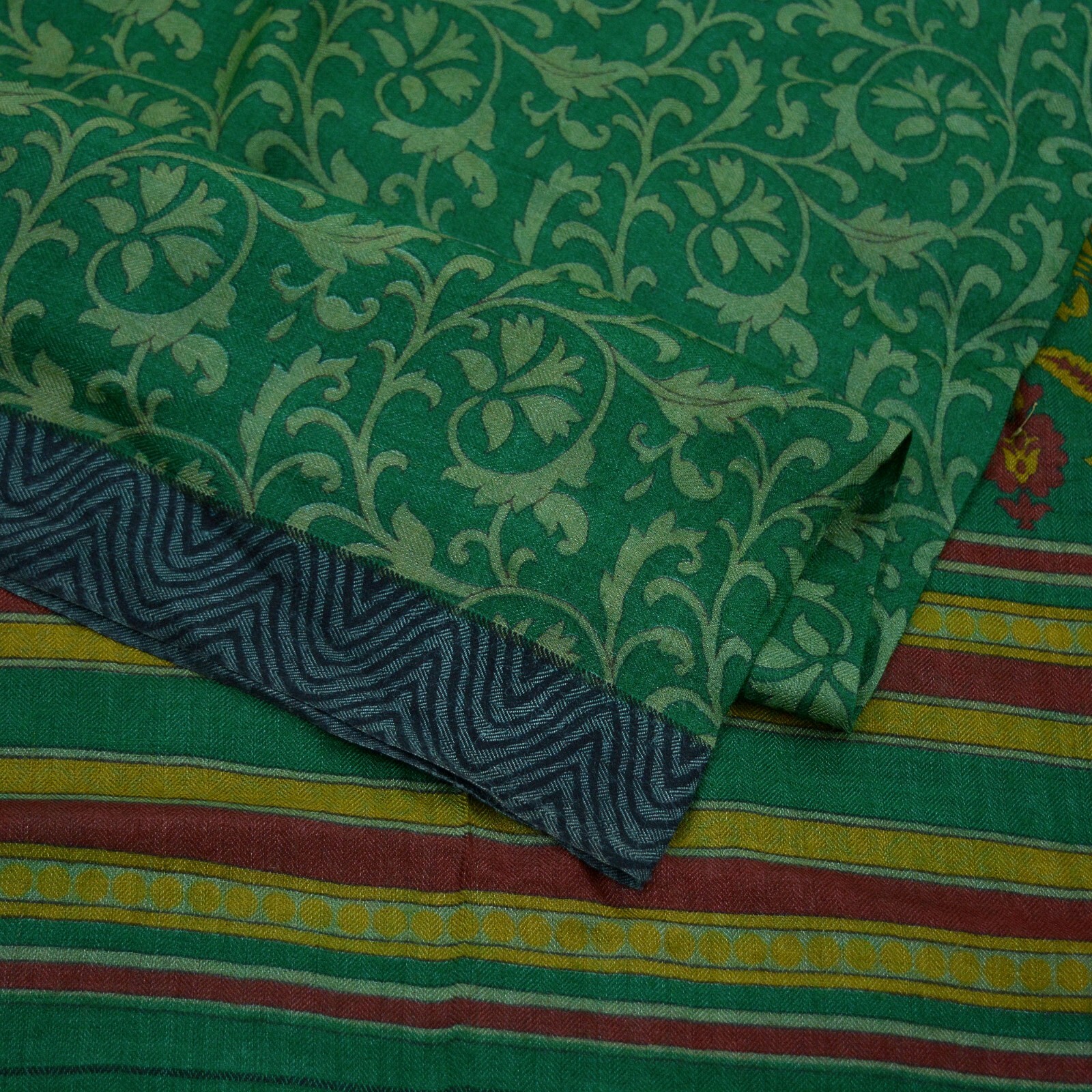 Vintage Sari Green Pure Woolen Woven Printed Sarees Soft Warm Craft Fabric 6Yd