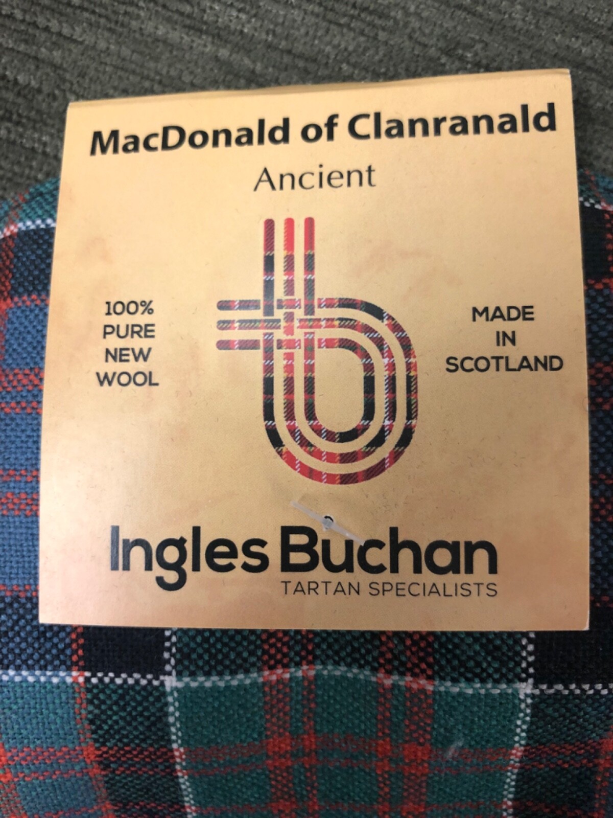 New with Tags Made in Scotland Tartan Flat Cap Hat 100% Tweed Wool Ingles Buchan