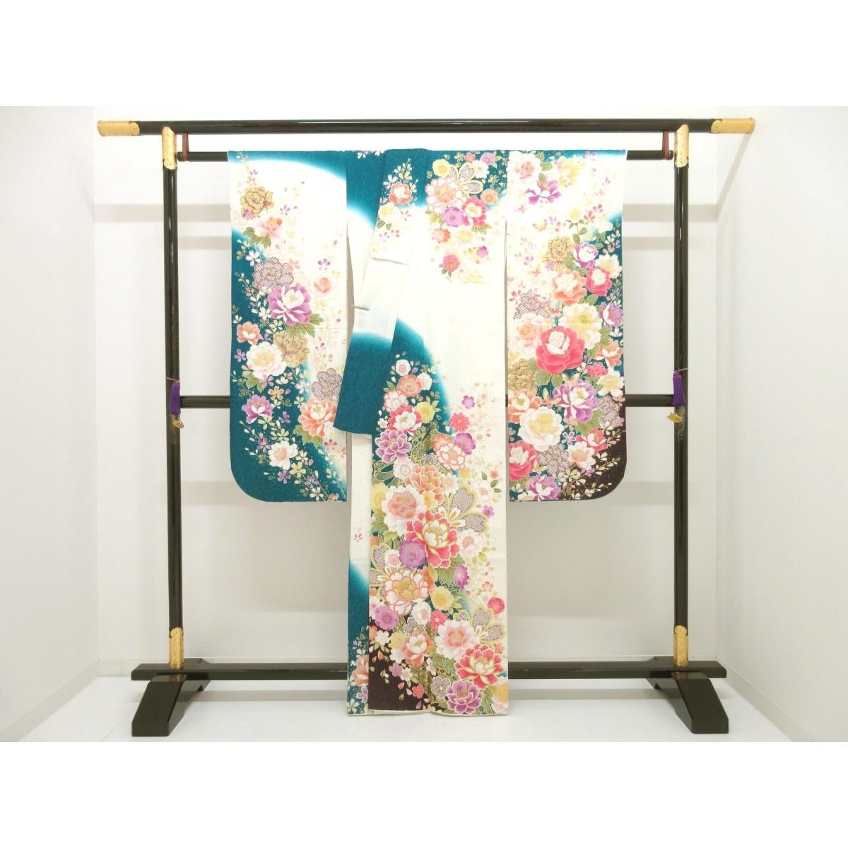 Authentic Japanese Kimono with silver thread shading, Yuzen dyeing, gold lea…