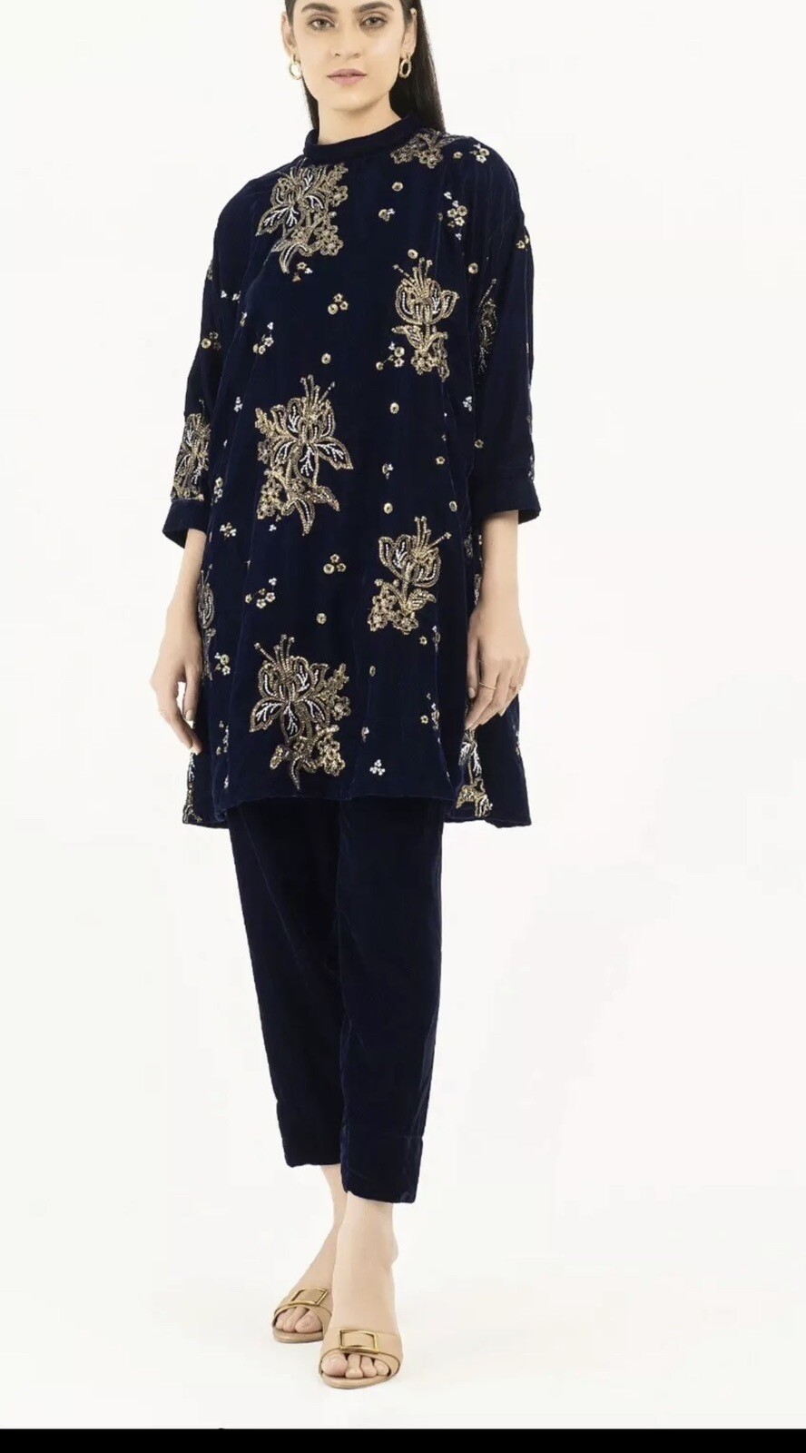 Pakistani designer Limelight Gold Collection 2 piece velvet dress in size M New
