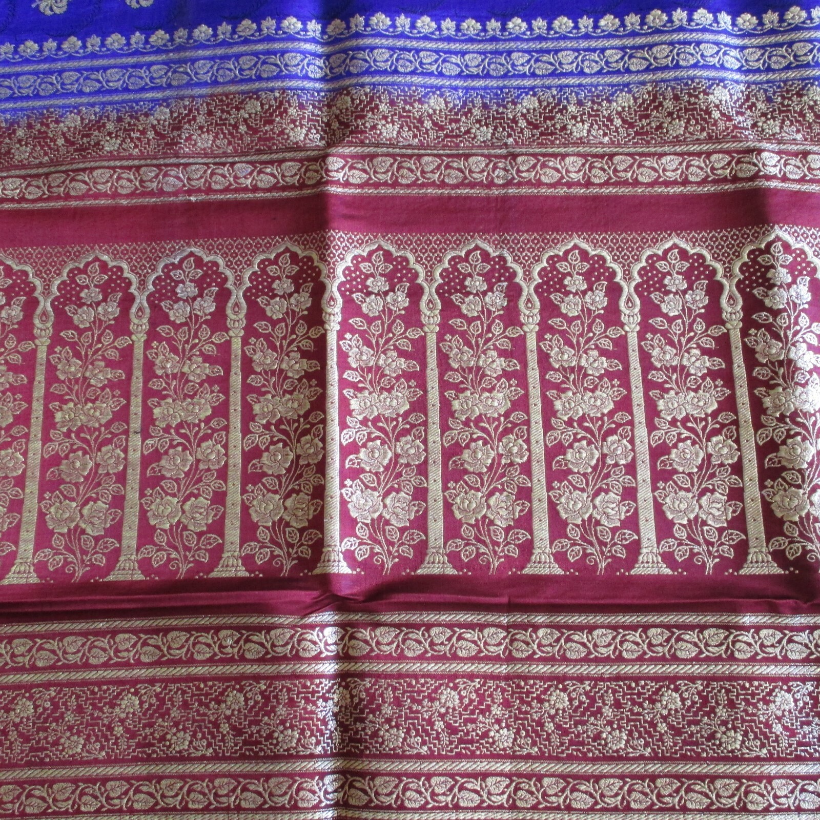 PURPLE Gold Pure SILK MAGNIFICENT Sari BROCADE Fabric RARE Panels DRAPES Curtain