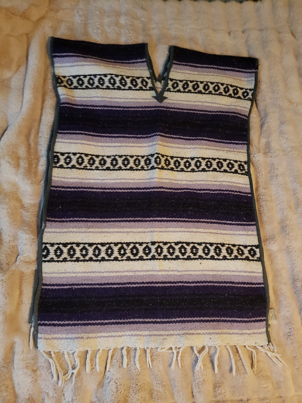 Traditional Mexican Poncho ONE SIZE FITS ALL Blanket Serape Gaban Purple