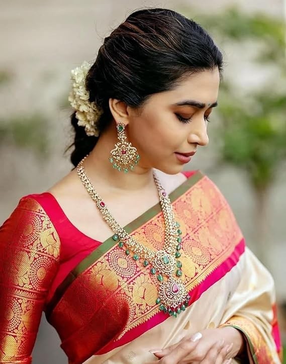 Women’s Soft Banarasi Silk Jacquard Saree with Unstitched Blouse Piece