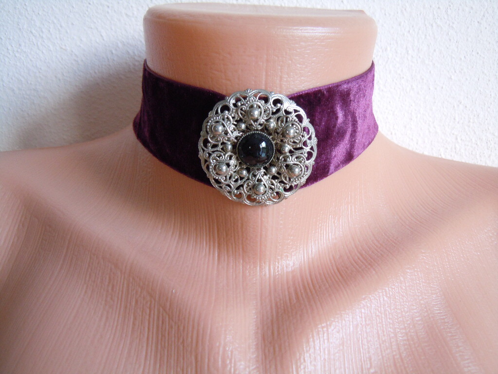 Chain Necklace Choker Velvet Ribbon Wine Red Applique Stone Uniform L29-14